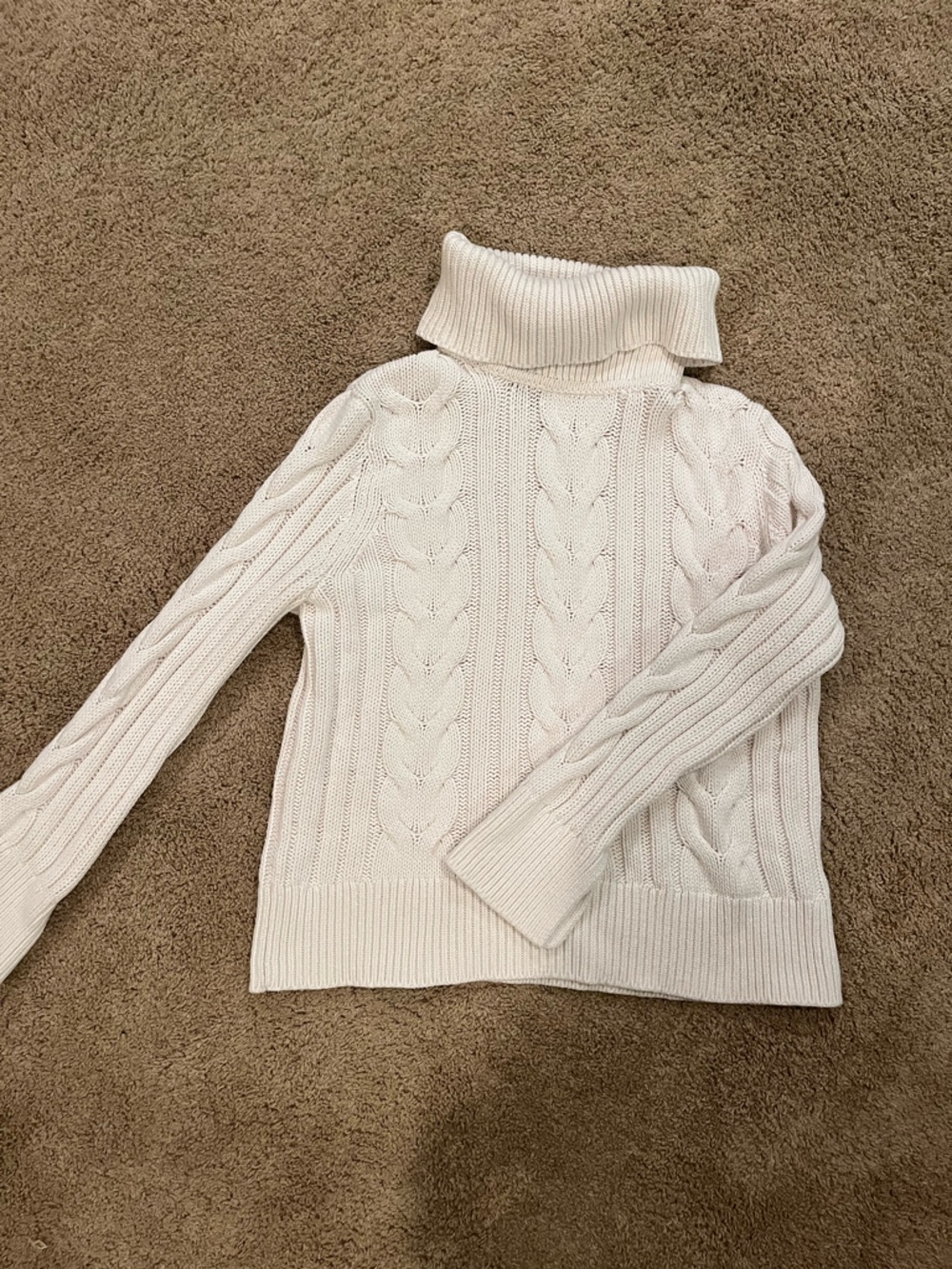 Banana republic women’s cable knit turtleneck sweater cream size large